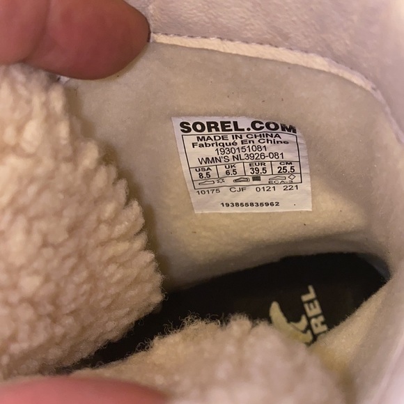 Sorel Joan of Artic next lite dove gray NWT 8.5 - Picture 9 of 10